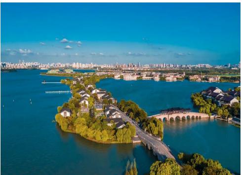 江南水乡，江苏大学生的印象画卷